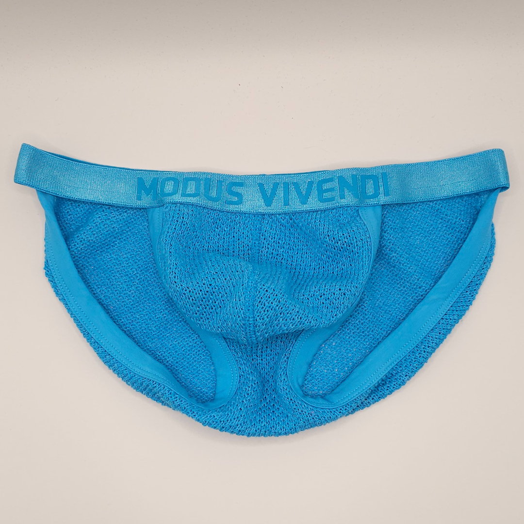 Modus Vivendi  The Unexpected Tanga Knitted Shiny (light Blue)